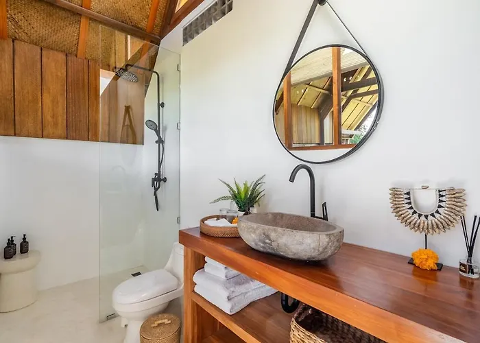 Villa Tropical Bamboo Luxury Aliapard Ii Ubud