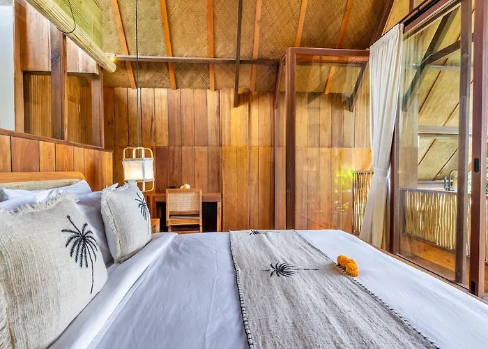 Tropical Bamboo Luxury Aliapard Ii Ubud