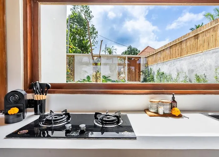 Tropical Bamboo Luxury Aliapard Ii Villa *