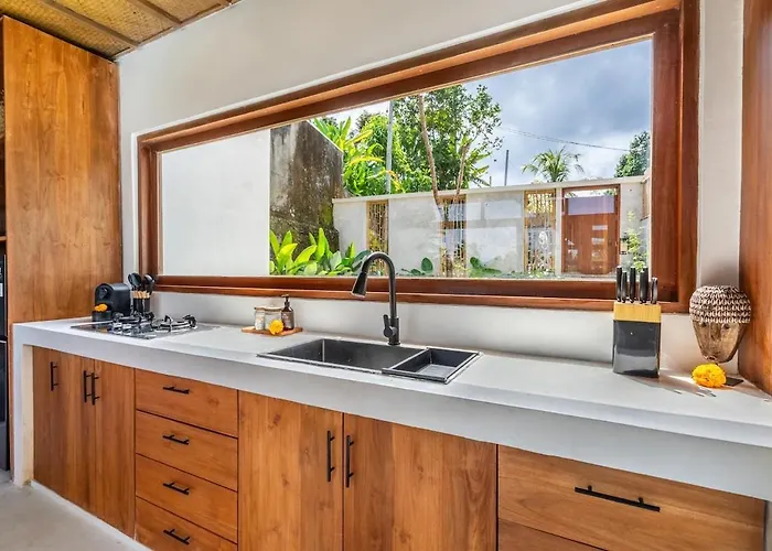 Tropical Bamboo Luxury Aliapard Ii