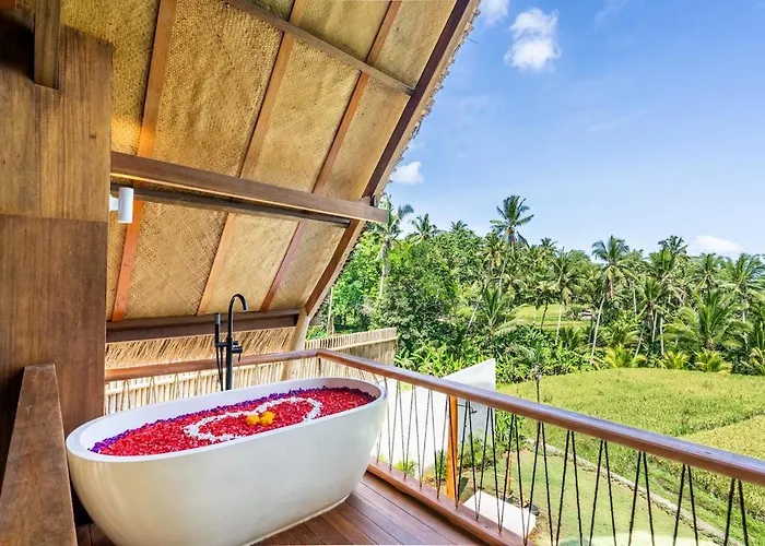 Tropical Bamboo Luxury Aliapard Ii
